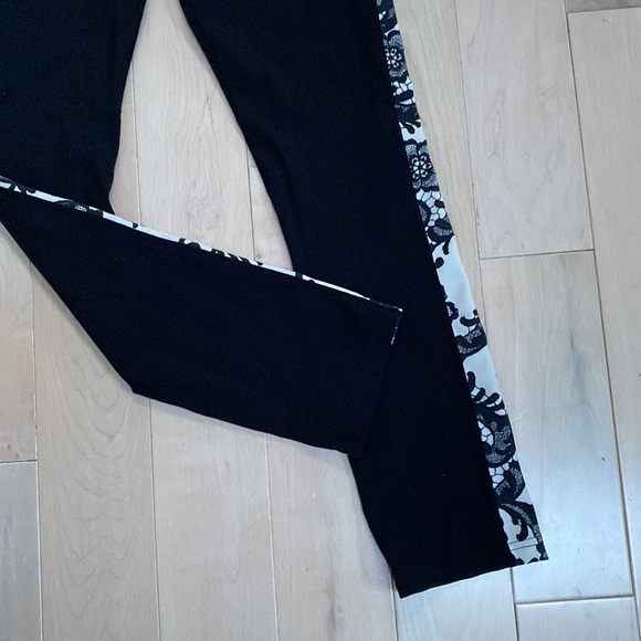 Lululemon black white floral lace print side pants mid-low rise leggings - Picture 3 of 11